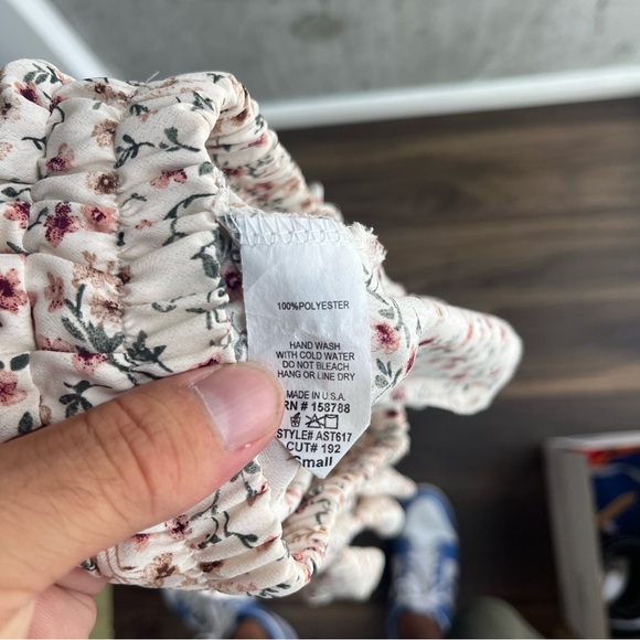 Amable Shorts - Picture 3 of 3